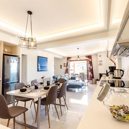 Leo - Unique Glyfada Apartment Athen Exterior foto