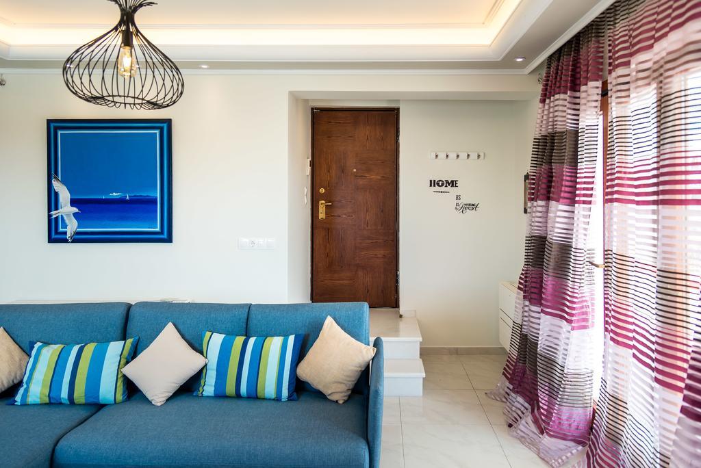 Leo - Unique Glyfada Apartment Athen Exterior foto